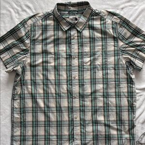 The North Face Men's Casual Plaid Shirt - Green and Tan